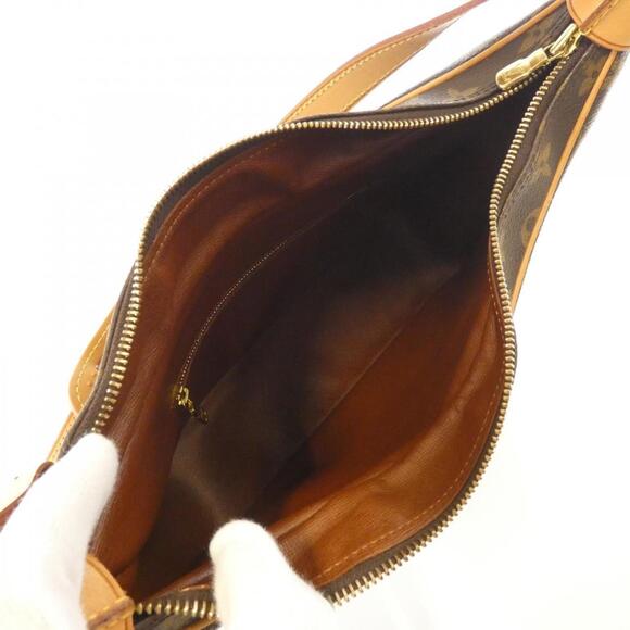 LOUIS VUITTON Authentic Brown Monogram Boulogne 30 Shoulder Bag main image 5